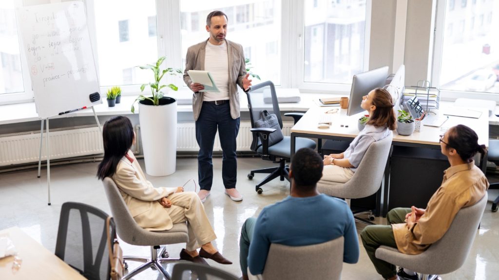 Stage en alternance : comment s’adapter rapidement au monde professionnel ?